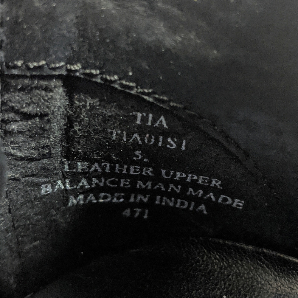 Steve Madden Tia Black Nubuck Leather Woven Boot Women's 5 - Picture 6 of 6